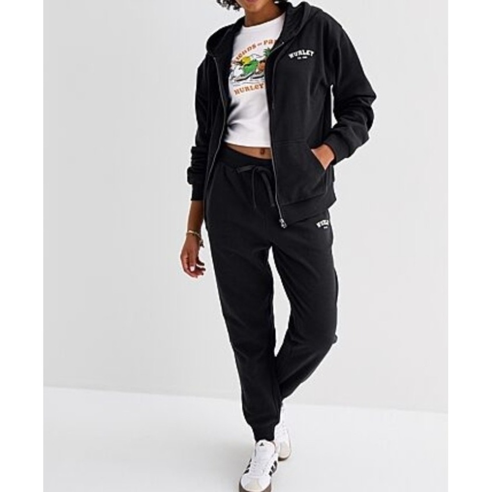 NEW Hurley Womens Juniors Long Sleeve Zipper Hoodie Logo Black Classic BTS Sz XS